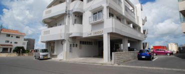 八島町に1DKのお部屋がでました！コンビニ・ドラッグストアも近く美崎町も徒歩圏内ですよ～