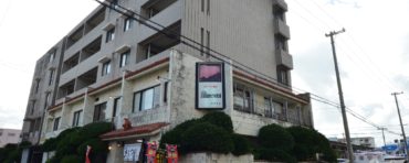 浜崎町に2LDKが空きました♪5階エレベーター付き、広々リビング、エアコン2台付のお部屋となりますよ。