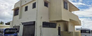 【商談中】宮良に戸建て２階のお部屋が出ました♪2LDKのおへやで対面キッチンですよ～